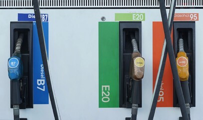 A front veiw of the oil dispenser multi type of  a automobile refuel oil service.