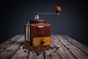 coffee grinder and coffee beans