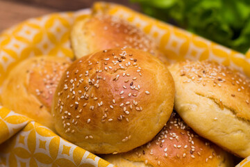  brioche buns with sesame seeds