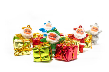 Fototapeta na wymiar Santa Claus with gift box isolated on a white background.