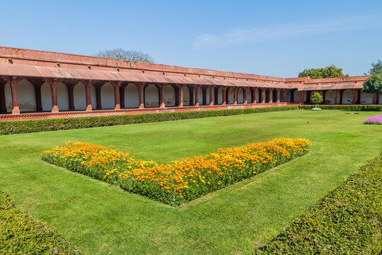 Public Courtyard (Janta Darbar) in the ancient city Fatehpur Sikri, Uttar Pradesh state, India