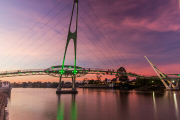 Fototapeta premium Darul Hana Bridge in the center of Kuching, Malaysia
