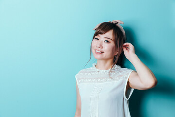 Naklejka premium おしゃれな女性のポートレート 