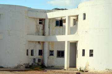 Fototapeta na wymiar Abandoned houses in Sharm El Sheikh, Egypt