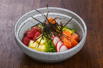 Poke with salmon, tuna and nori