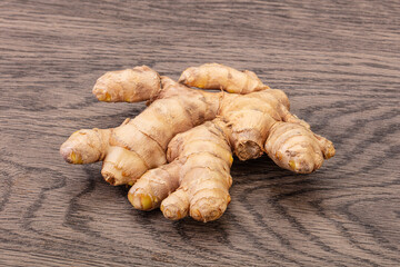 Natural organic raw ginger root