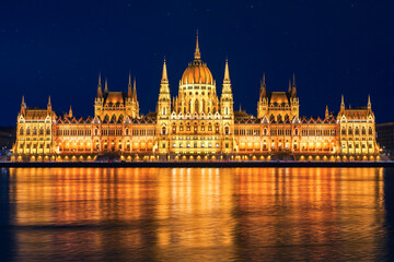 Fototapeta premium Hungarian Parliament Building built in the Gothic Revival style in Budapest