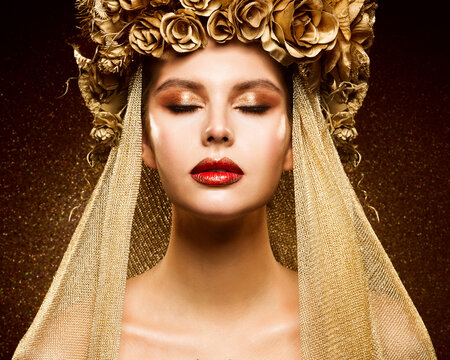 Crown Woman Golden Make Up. Fashion Girl Portrait With Closed Eyes. Bridal Gold Eye Shadow And Lipstick Make-up. Shining Background