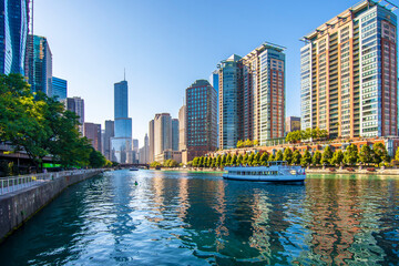 Fototapeta na wymiar Chicago City Skyline from Michigan Lake
