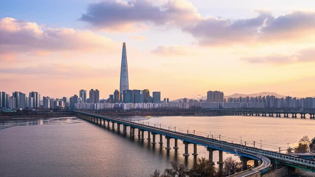 Beautiful Sunset at Seoul, City Skyline in South Korea.4k Time lapse