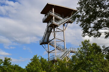 tour d'observation, tour panoramique vue à 360 degrés, tour de Moncalou en Périgord