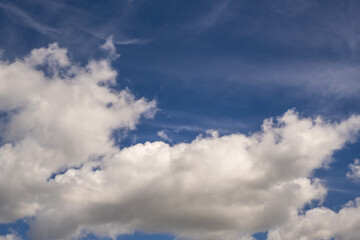 Obraz premium blue sky panorama with beautiful clouds. use for sky replacement