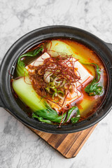 ピリ辛坦々湯豆腐