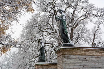 Fototapeta na wymiar Flora and Heracles of Farnese statues on Cameron gallery of Catherine palace in winter, Pushkin (Tsarskoe Selo), Saint Petersburg, Russia