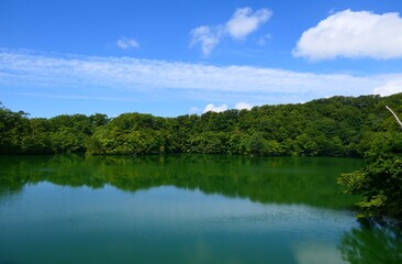 Fototapeta na wymiar 白神山地の名所、十二湖。深浦、青森、日本。9月中旬。