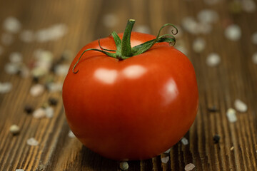 Czerwony pomidor