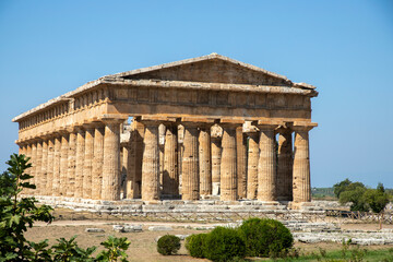 Obraz premium The Second Temple of Hera in Paestum, Southern Italy