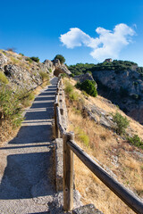 Path that goes up to the viewpoint of the Ventano del Diablo in the mountain of Cuenca