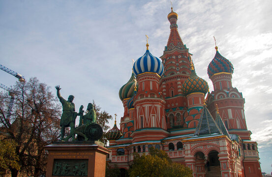 St Basil`s cathedral on Red Square, Moscow, Russian Federation