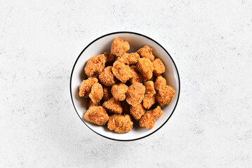 Crispy fried breaded chicken bites