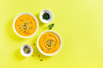 Pumpkin puree in bowl
