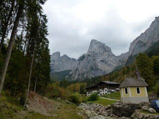 Fototapeta na wymiar Mountain crossing Hackenkopfe mountains, Tyrol, Austria