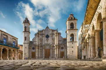 Gordijnen Cathedral of old Havana view © javier