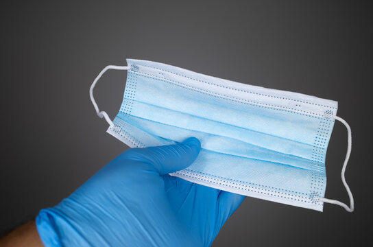 Handing Holding Medical Surgical Face Mask