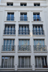 Fototapeta premium Façade d'immeuble parisien, France