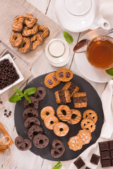 Shortcrust pastry biscuits.
