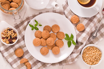 Amaretti cookies.
