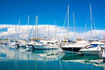 Obraz premium marina with luxury yachts in Antibes on cote d'azur in France