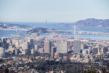 Fototapeta premium San Francisco Bay Area During the Day