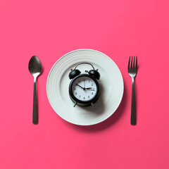 Meal time, restaurant opening hours, reservations, etc.　食事の時間、飲食店の営業時間、予約など