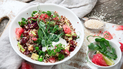 Quinoa salad with grapefruit