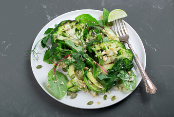 Green broccoli salad with white sauce