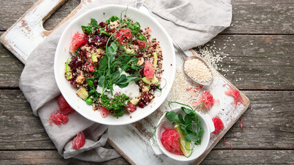 Quinoa salad with grapefruit