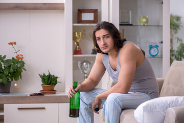 Man ex-champion suffering from alcoholism at home