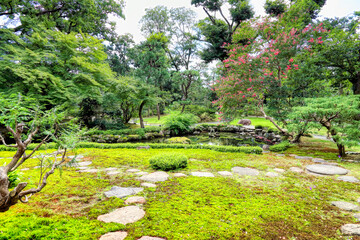 京都、旧三井家鴨川別邸の庭園