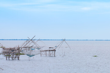Fototapeta na wymiar Big fishnet lifting of the Villagers at phatthalung provinces thailand.