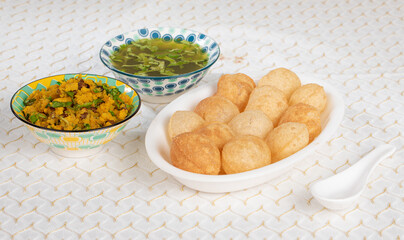 Gol Gappa or Pani Puri © Kailash Kumar