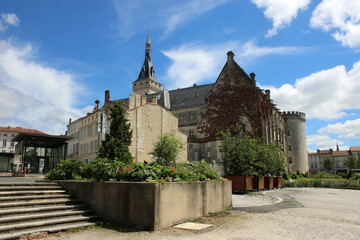 Fototapeta na wymiar Angoulême - Hôtel de Ville