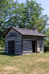 Fototapeta na wymiar Historic cabin at state park