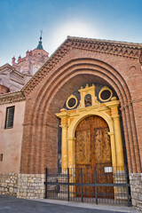 Fototapeta na wymiar Gateway to the Mudejar style cathedral in Teruel