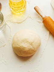 Dough kneading set