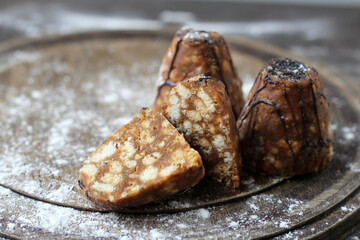 Chocolate cakes on a wooden Board