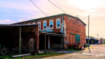 Fototapeta na wymiar abandoned old factory run down