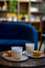 latte with dessert