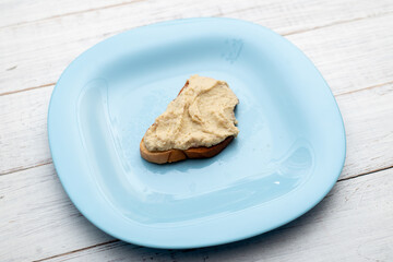 A simple bread and pasta sandwich with eggs and cheese.