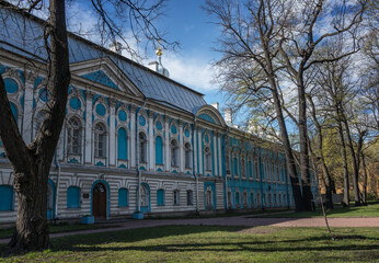 Fototapeta premium The building of the Smolny Institute in St. Petersburg